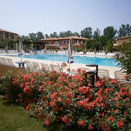 Villaggio Sant'andrea Ξενοδοχείο με διαμερίσματα