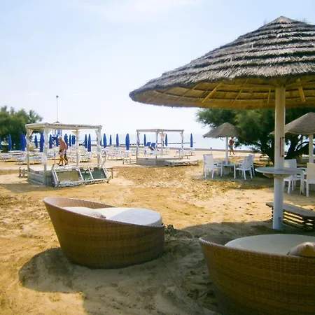 Villaggio Sant'andrea 4* Καόρλε