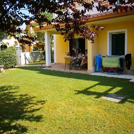 Villaggio Sant'andrea Ξενοδοχείο με διαμερίσματα 4*