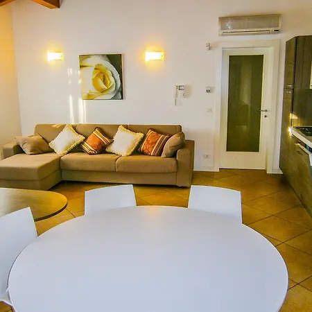 Villaggio Sant'andrea Ξενοδοχείο με διαμερίσματα 4*
