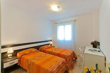 Villaggio Sant'andrea Καόρλε