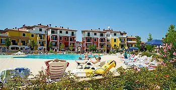 Villaggio Sant'andrea 4* Καόρλε