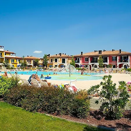 Villaggio Sant'andrea Ξενοδοχείο με διαμερίσματα Καόρλε