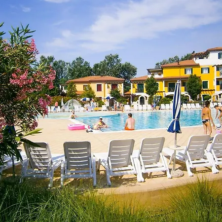 Ξενοδοχείο με διαμερίσματα Villaggio Sant'andrea Καόρλε