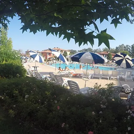 Villaggio Sant'andrea Καόρλε